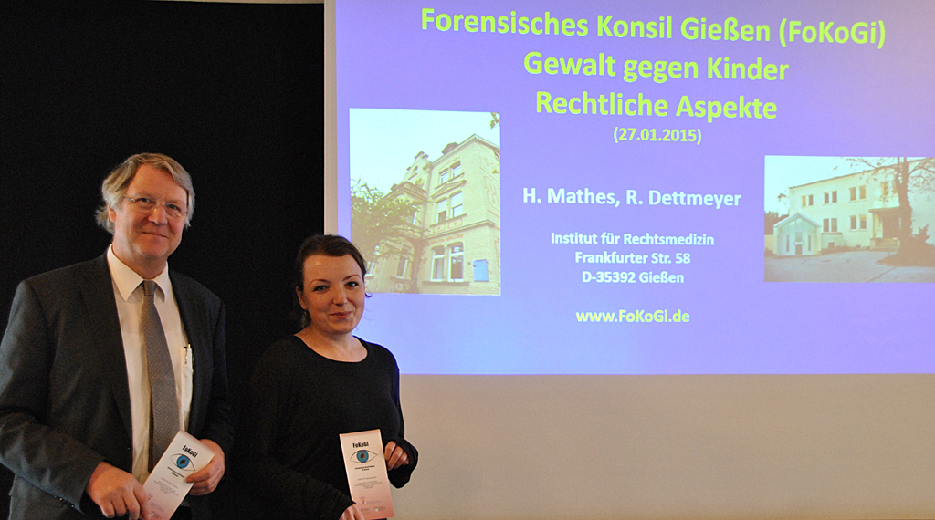 Die Gerichtsmediziner Prof. Dr. Dr. Reinhard Dettmeyer und Hille Mathes vom Forensischen Konsil Gießen.