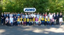 36 Azubis beginnen bei JUMO ihr Berufsleben.