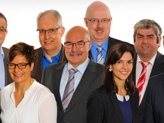 Bild von links: Martin Kreß (Neuhof), Jürgen Auerbach (Rommerz), Kathrin Schleicher (Neuhof), Otto Mahr (Hattenhof), Franz Josef Adam (Neuhof), Reiner Schnell (Giesel), Denise Göller (Dorfborn), Hubert Lauer (Hauswurz), Michael Vogel (Neuhof)