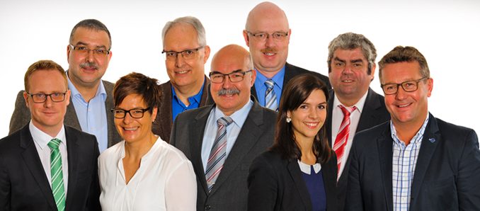 Bild von links: Martin Kreß (Neuhof), Jürgen Auerbach (Rommerz), Kathrin Schleicher (Neuhof), Otto Mahr (Hattenhof), Franz Josef Adam (Neuhof), Reiner Schnell (Giesel), Denise Göller (Dorfborn), Hubert Lauer (Hauswurz), Michael Vogel (Neuhof)