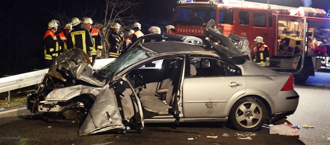 Unfall zwischen Grabenhöfchen und Dipperz - Bild: E.Freund