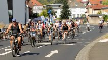 Volle Straßen in Gelnhausen.