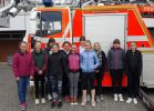 Praktische Übungen in der Brandbekämpfung gab es für die elf teilnehmenden Mädchen im Feuerwehr-Stützpunkt Nord.