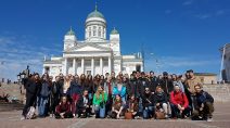 Gruppenfoto: Ein Besuch des Doms in der finnischen Hauptstadt Helsinki stand für die Delegation auch auf dem Programm. 