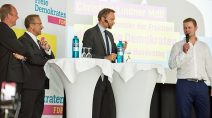Landtagskandidat Jörg Witzel, Jürgen Lenders MdL , Christian Lindner MdB und Mario Klotzsche bei der FDP-Wahlkampfveranstaltung „Die nächste Stufe Hessen.“ im ParkHotel in Fulda (v.l.)