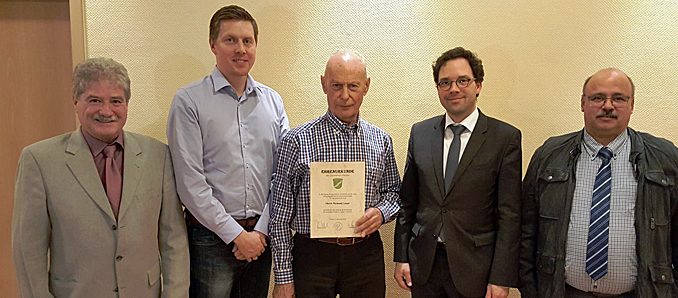 Flieden eherennadel01