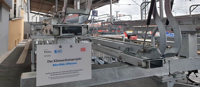 Fahrradbahnhof1