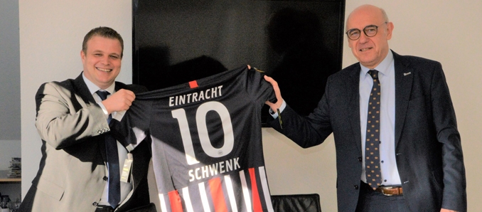schwenk-ts01