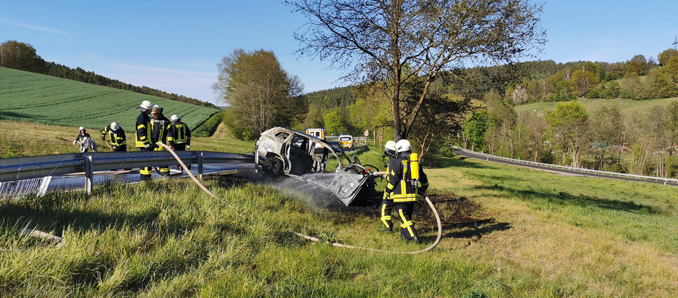 Unfall baum01
