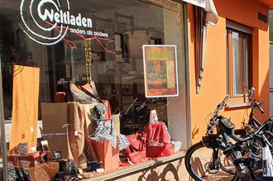 Der Weltladen in Hailer war Treffpunkt einer weiteren „fairen Radtour“.