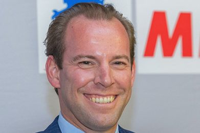 Dr. Falk Hartmann