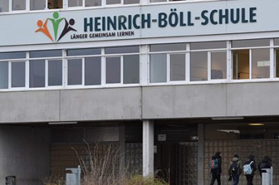 „Die über Jahrzehnte hinweg gewachsene Schullandschaft im Main-Kinzig-Kreis erhalten und stärken“: Landrat Thorsten Stolz hat sich klar für den Fortbestand der Heinrich-Böll-Schule als Integrierte Gesamtschule ausgesprochen.