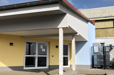 In der Sporthalle der Haupt- und Realschule wird derzeit die Unterbringung von ukrainischen Geflüchteten vorbereitet. Foto: privat