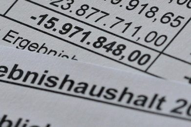 Mit einem Überschuss von knapp 16 Millionen Euro rechnet der Main-Kinzig-Kreis auch 2022 mit schwarzen Zahlen.