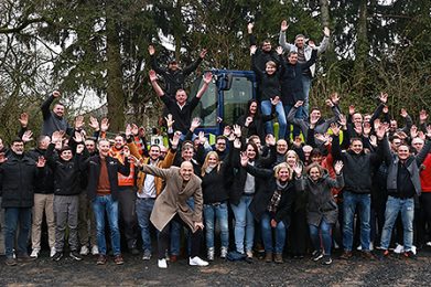 Großer Jubel brandete in der Schlüchterner Stadthalle auf, als das Jökel-Logo auf der Leinwand auftauchte.