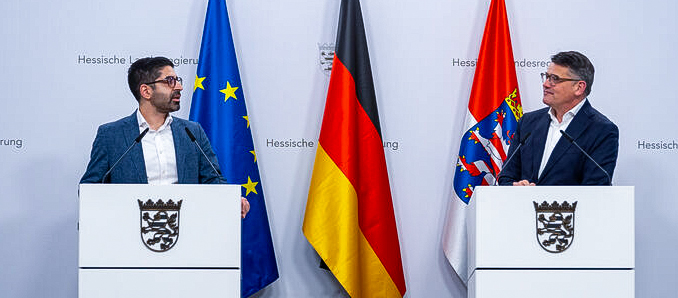 Stellen das Programm vor: Wirtschaftsminister Kaweh Mansoori (SPD) und Ministerpräsident Boris Rhein (CDU). Foto: Hessische Staatskanzlei