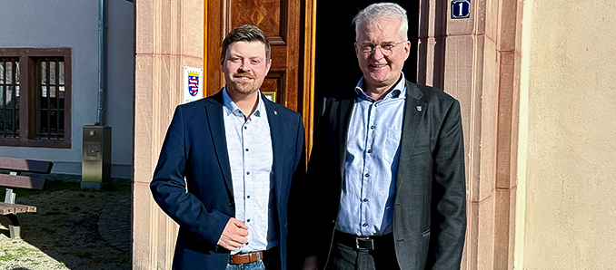 Landtagsabgeordneter Patrick Appel mit Bürgermeister Weiher. (v.l.)