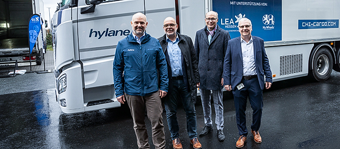 Andreas Hewel (hylane), Christoph Burkard (HyWheels Hessenflottencluster), Dr. Karsten McGovern (LEA Hessen), Manfred Prem (CHI Trucking Services GmbH)