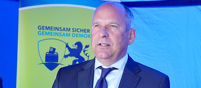 Der hessische Innenminister Roman Poseck (CDU)