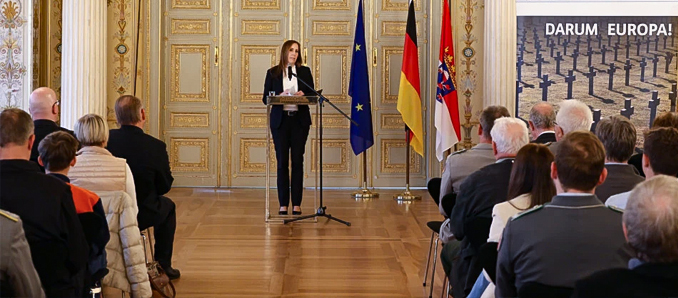 Landtagspräsidentin Astrid Wallmann bei ihrer Rede. Foto: Hessischer Landtag, Kanzlei