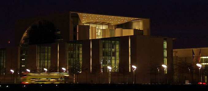 Kanzleramt Nacht