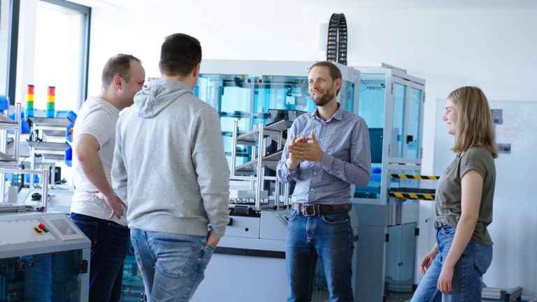 10 DT100725 Projekt2zu1 WI ET Bilddatenbank 1.2.2