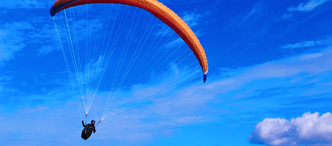 Gleitschirm1